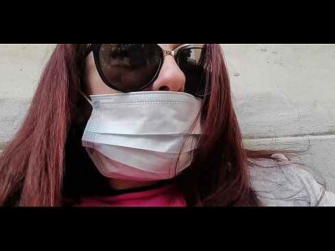 ❤️ Николетта мстит своему соседу и писает в его гараже (Специальный Covid19 Итальянский карантин) Секс видео у нас ❌️❤